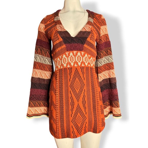 Free People Orange Knit Boho Sweater Dress XS Bell Sleeves Tie Back V Neck - Picture 1 of 15
